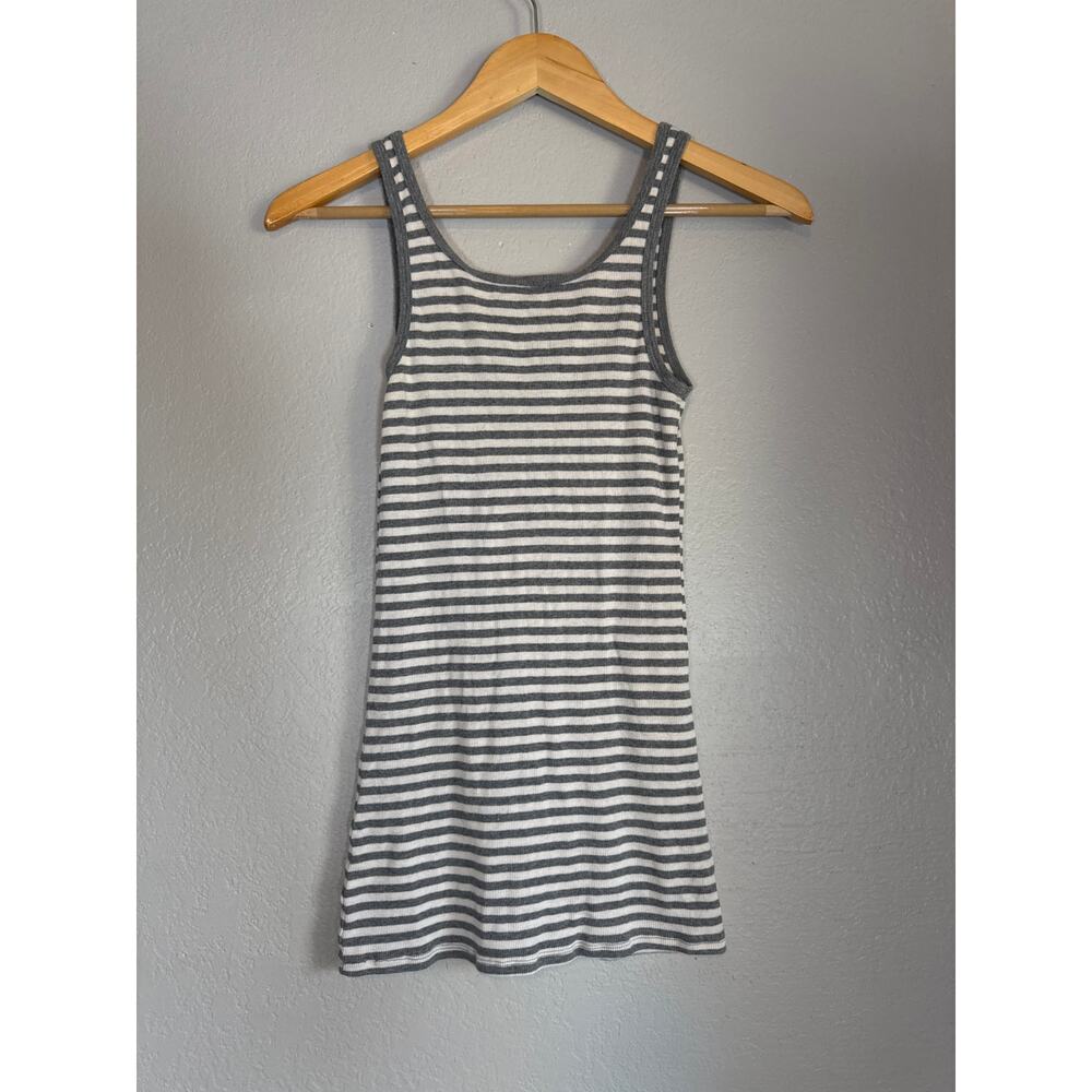Y2K Long Line Fit Striped Tank Top Henley Light Gray Tee Shirt Medium Bella Swan - Picture 4 of 7
